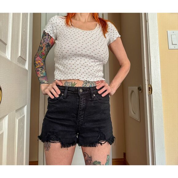 KanCan Basic High Rise Shorts for Women in Black - Size Sm - EUC - Picture 2 of 8